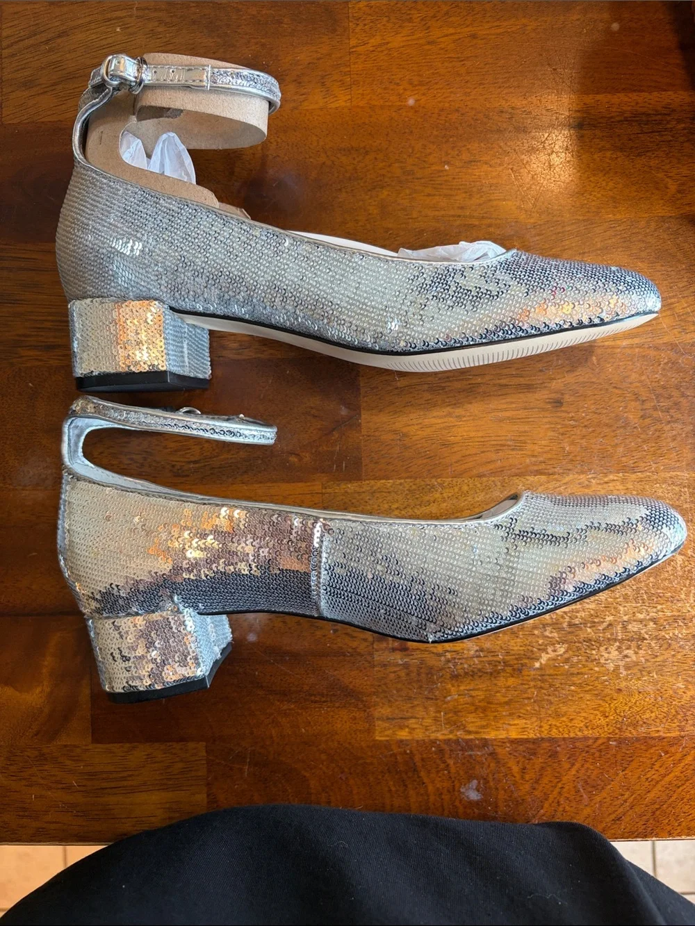 Nine West Silver Sequin Ankle-Strap Block Heels. Women’s Size 9.5